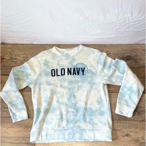 Old Navy Blue & White Crewneck